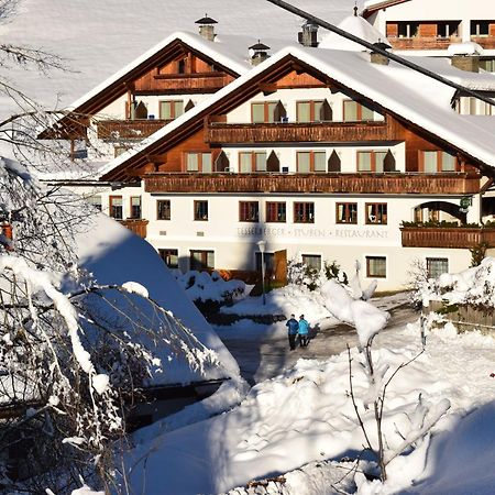 Naturhotel Miraval Perca Exterior photo